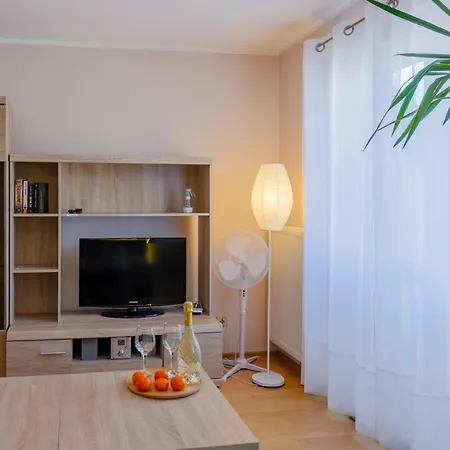 Neptun 12 Dwupoziomowy, 2 łazienki, 2 Sypialnie, Balkon Apartament Międzyzdroje