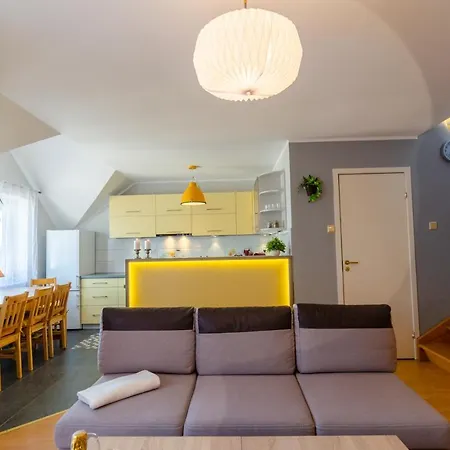 Apartament Neptun 12 Dwupoziomowy, 2 Lazienki, 2 Sypialnie, Balkon Międzyzdroje